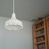 Doily Lamp / 手編みのレースの灯り